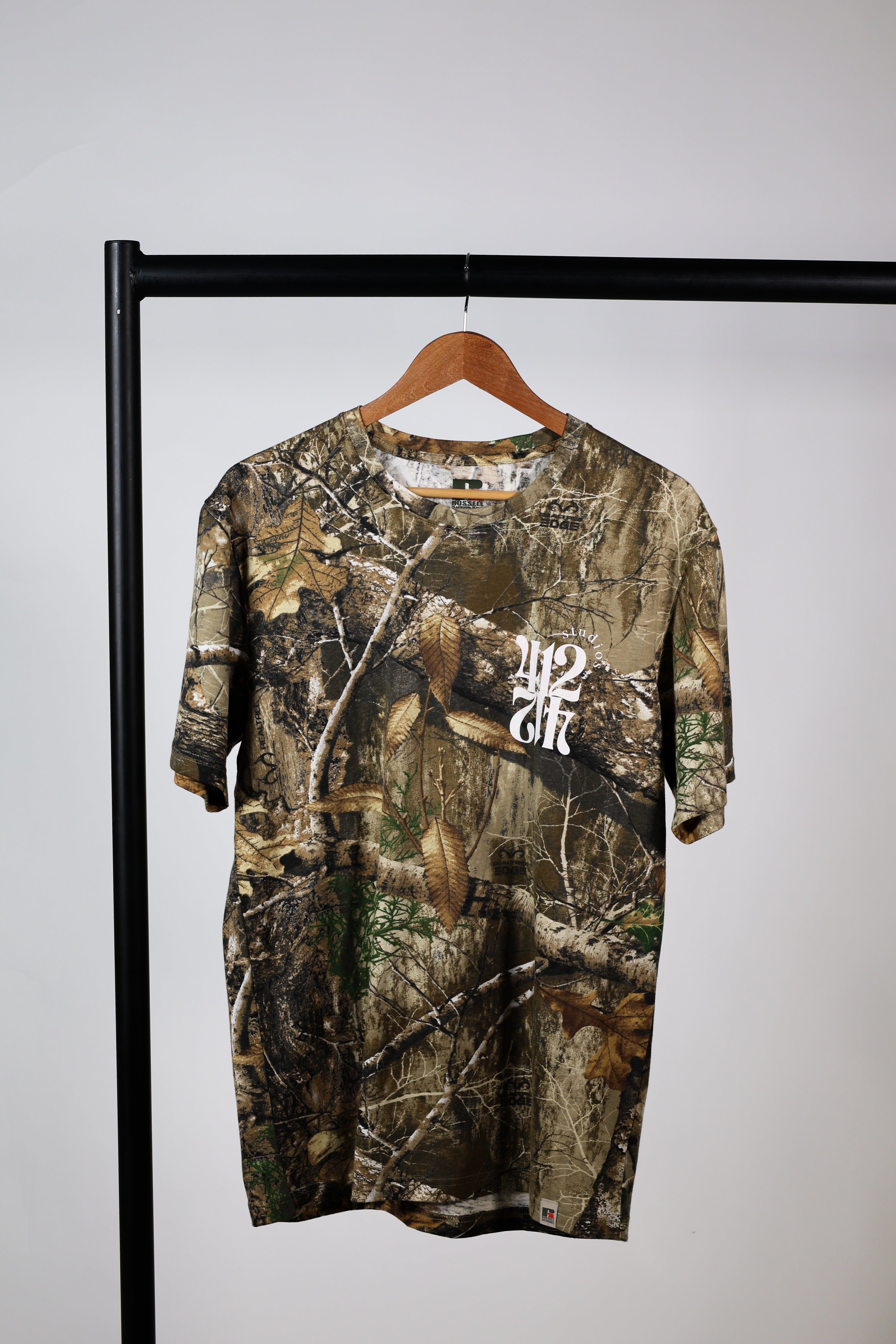 Psalms 23: Camo and White