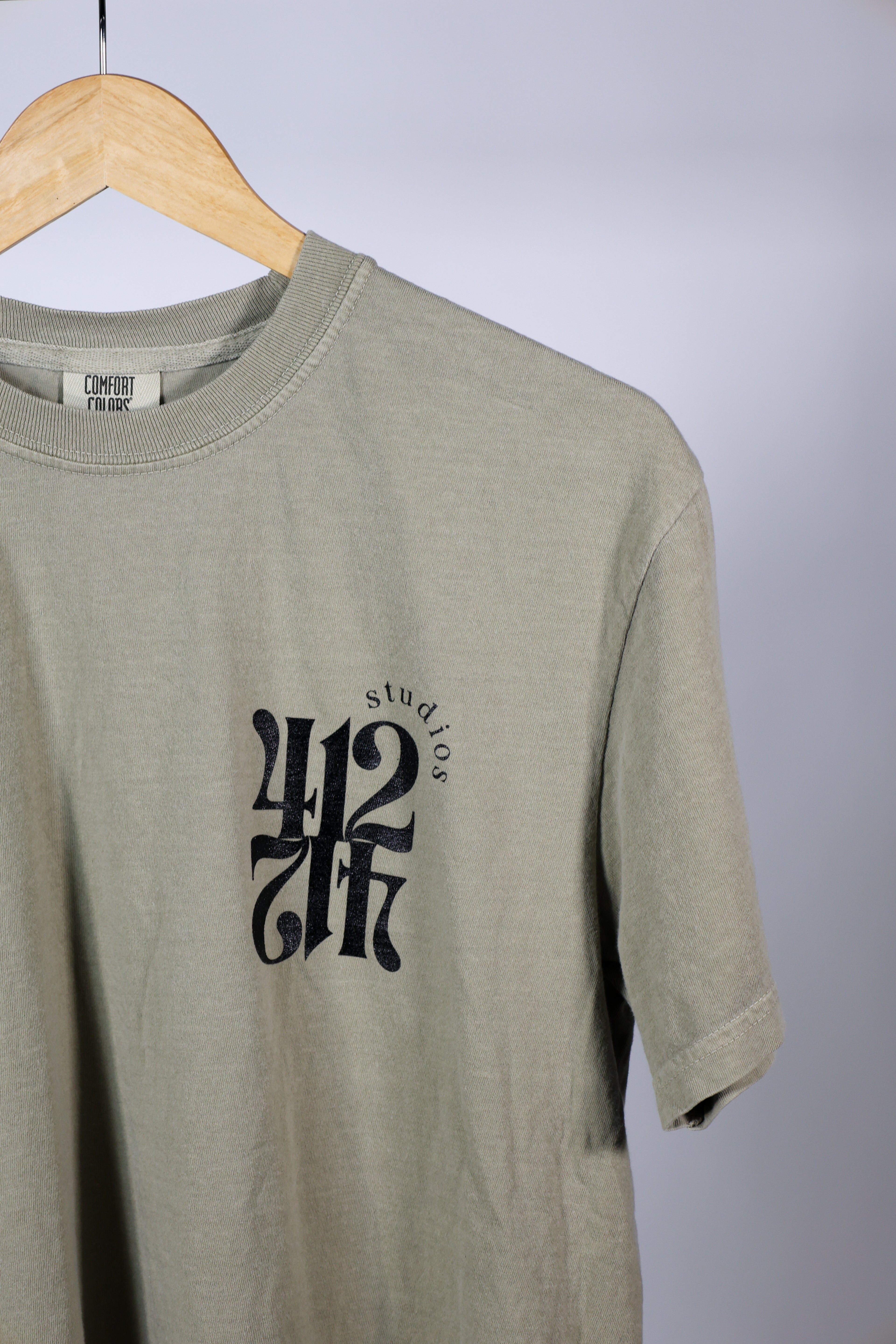Honor the Source : Army Green & Black
